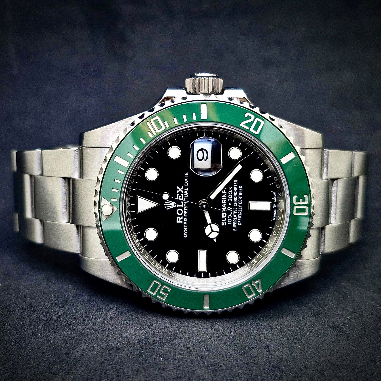ROLEX SUBMARINER DATE - STARBUCKS