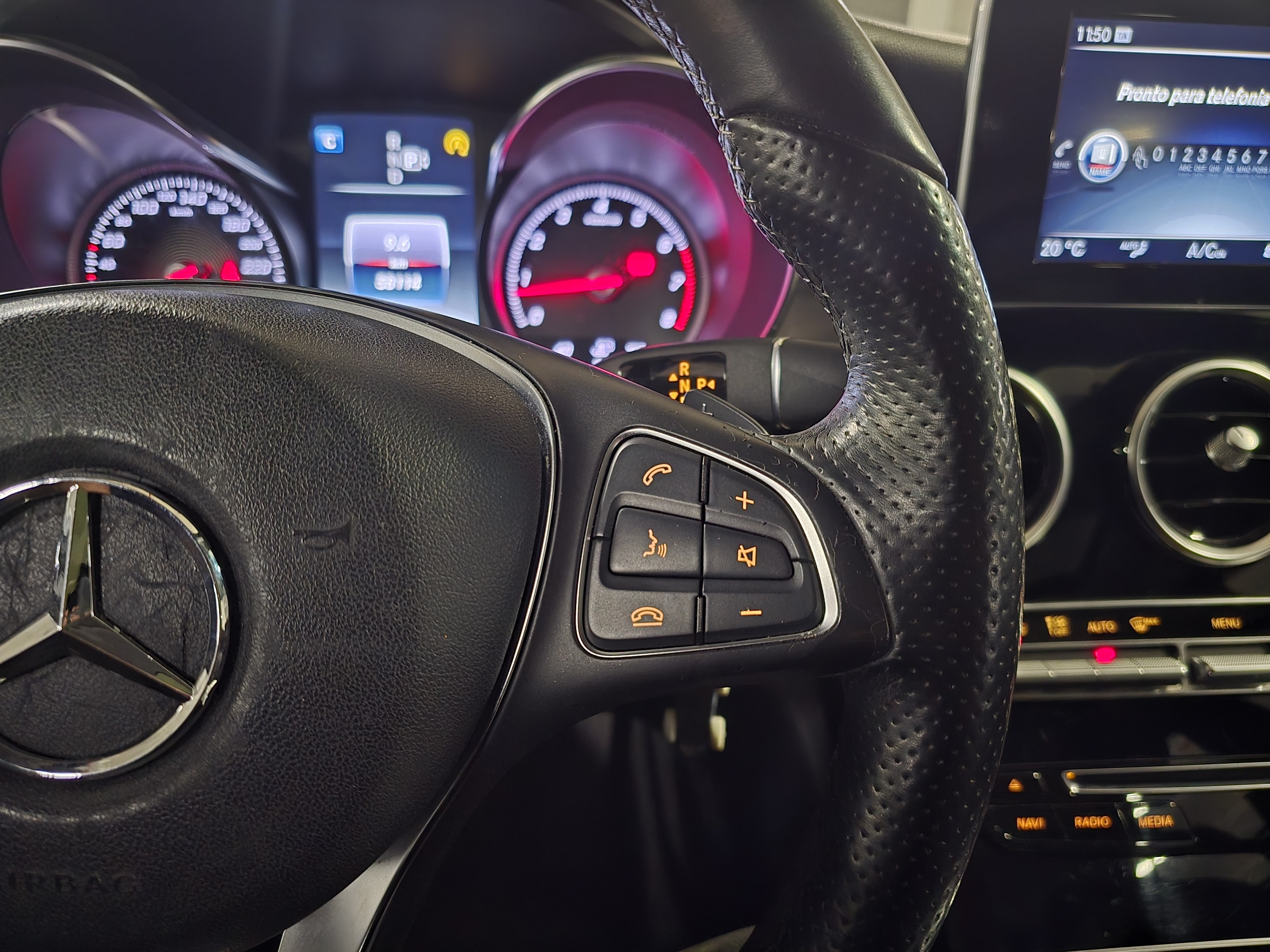 MERCEDES-BENZ C 200 2.0 CGI AVANTGARDE 16V GASOLINA 4P AUTOMÁTICO