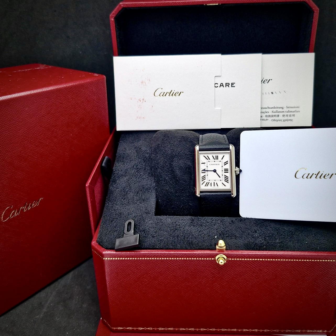 CARTIER TANK MUST