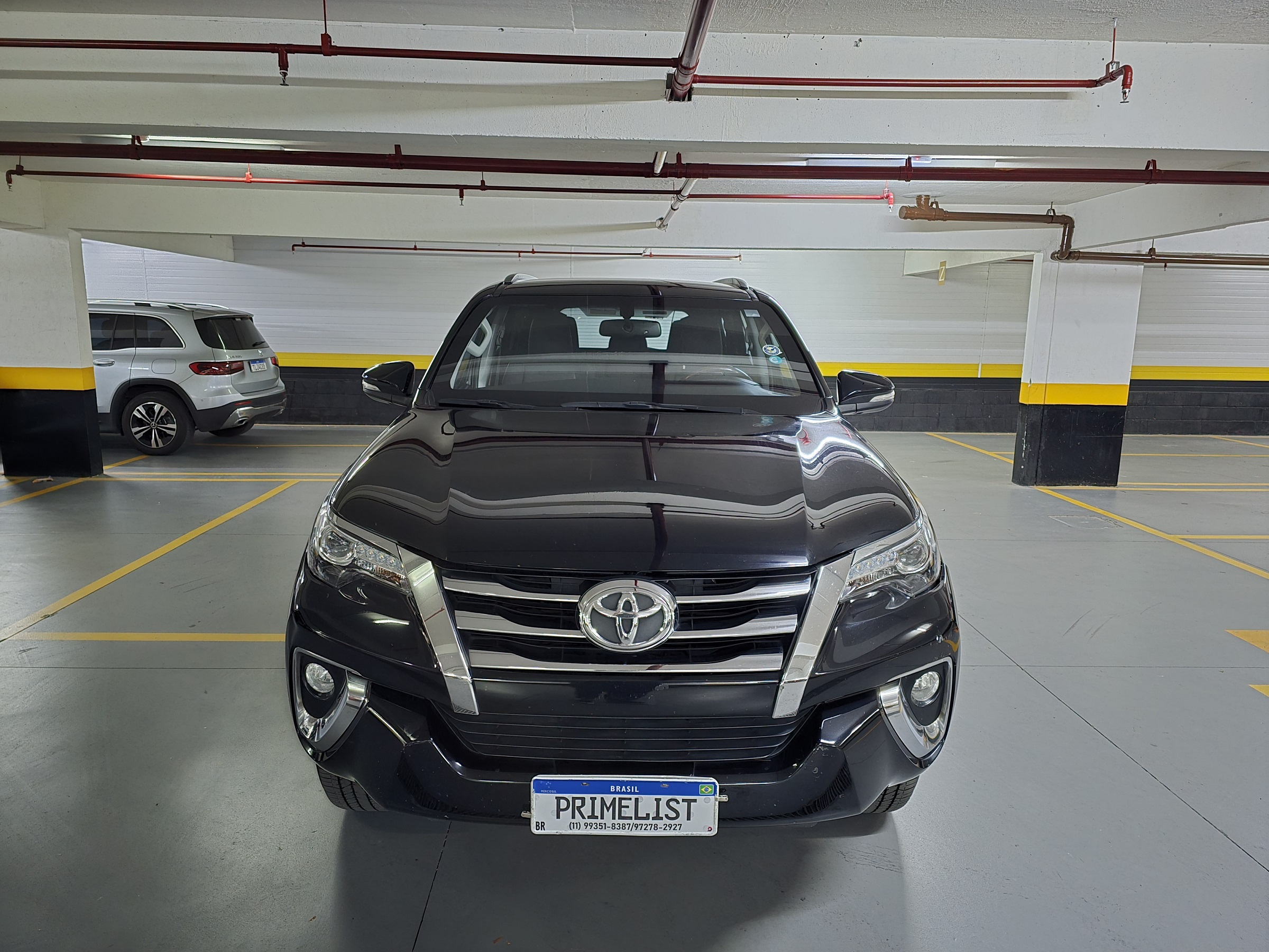 TOYOTA HILUX SW4 2.8 SRX 4X4 7 LUGARES 16V TURBO INTERCOOLER DIESEL 4P AUTOMÁTICO