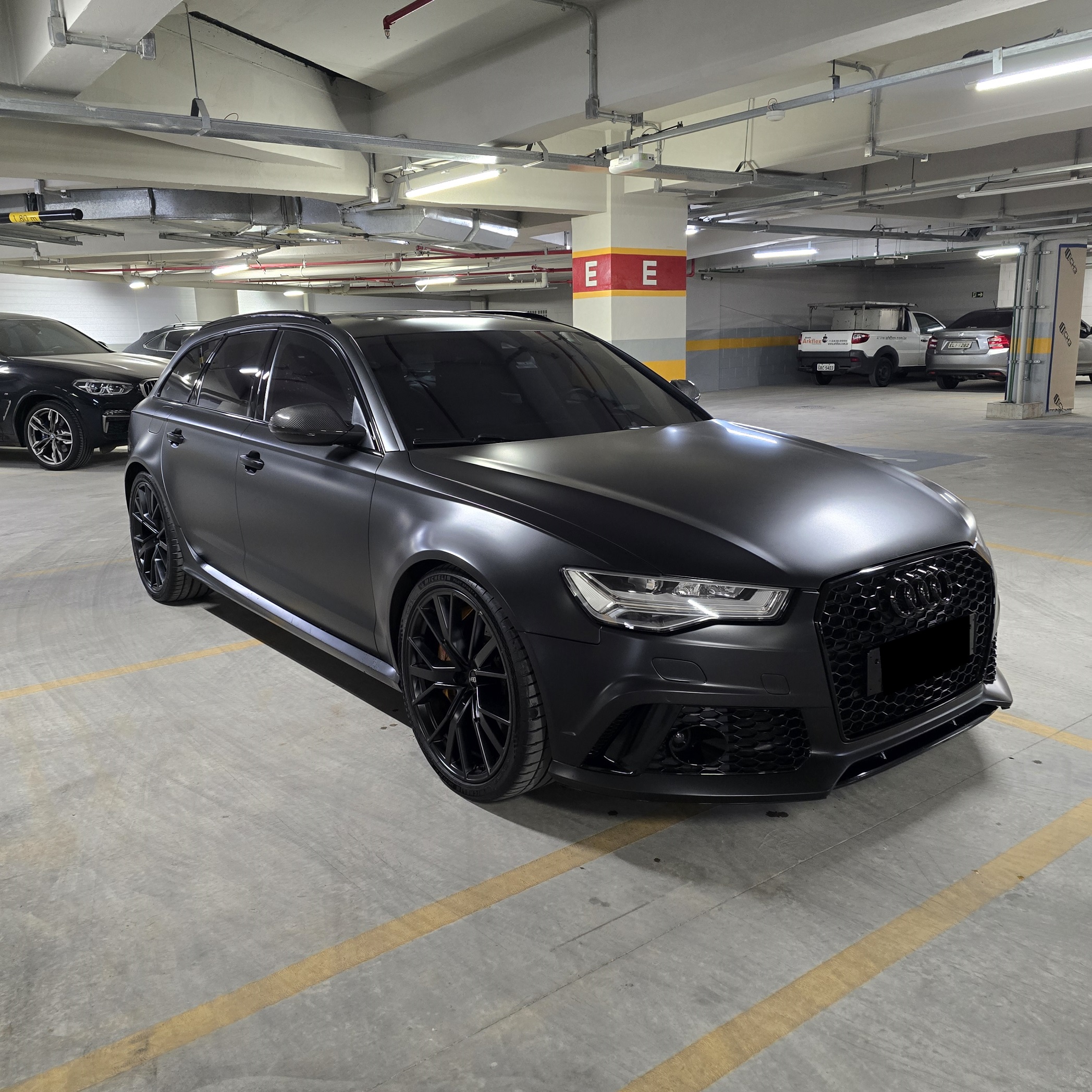 AUDI RS6 4.0 AVANT V8 32V BI-TURBO GASOLINA 4P TIPTRONIC