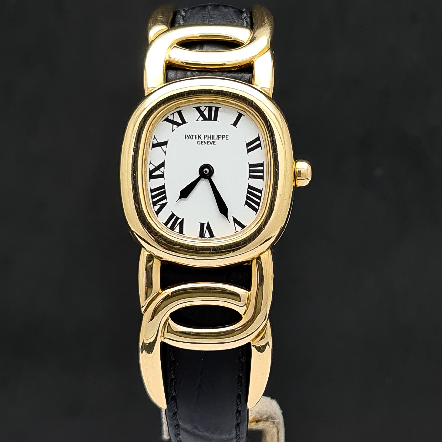 PATEK PHILIPPE GOLDEN ELLIPSE