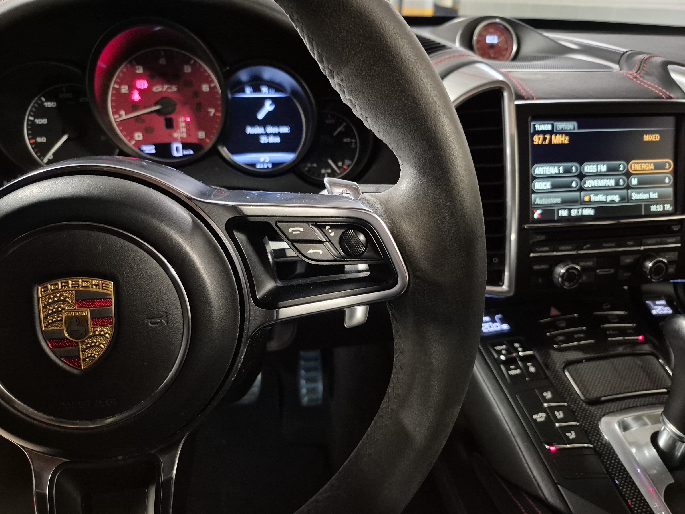 PORSCHE CAYENNE 3.6 GTS 4X4 V6 24V GASOLINA 4P TIPTRONIC