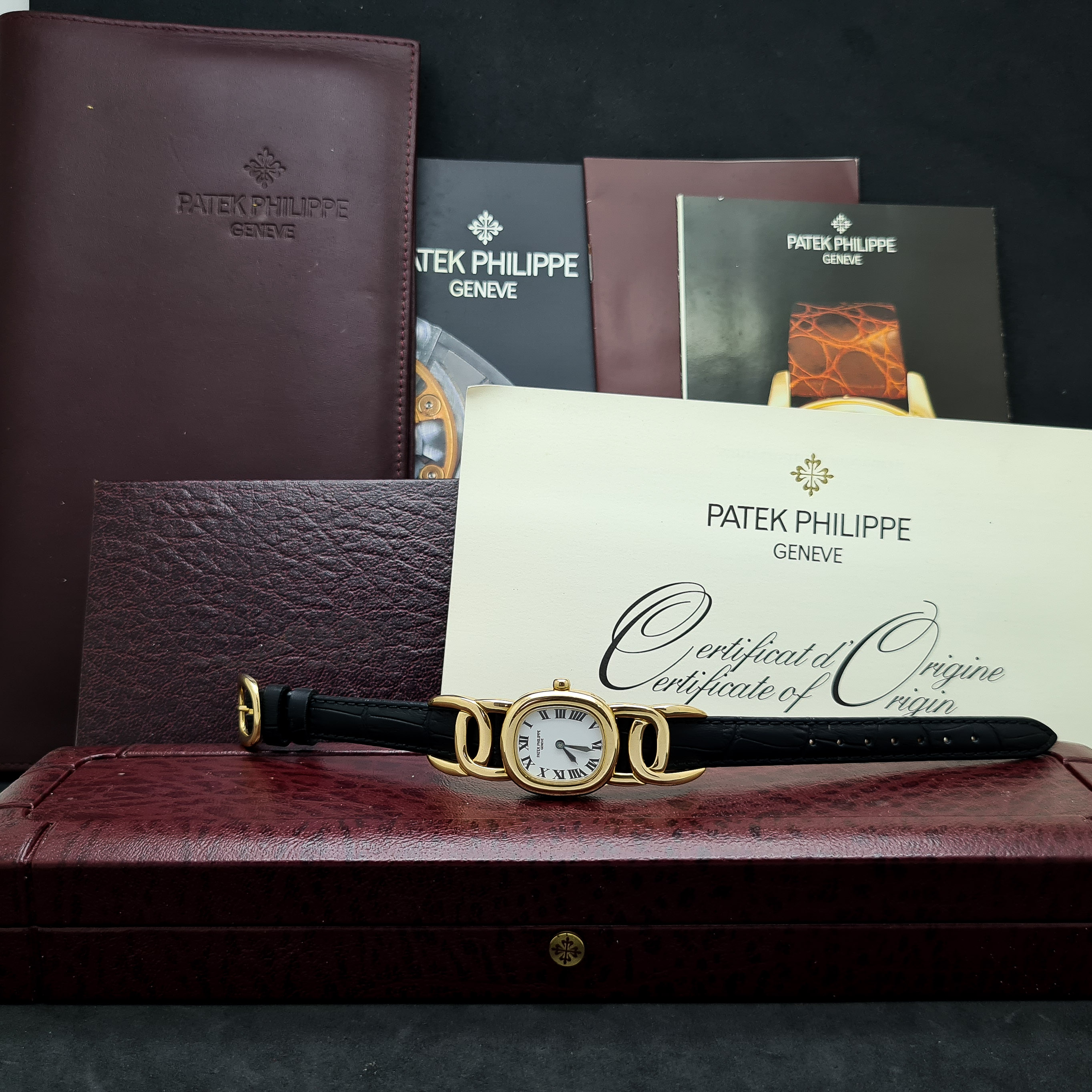 PATEK PHILIPPE GOLDEN ELLIPSE